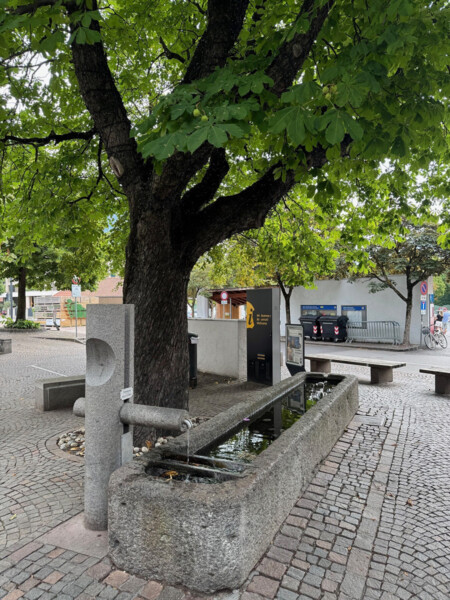 Trinkwasser - Auffüllstation: Brunnenplatz Naturns
